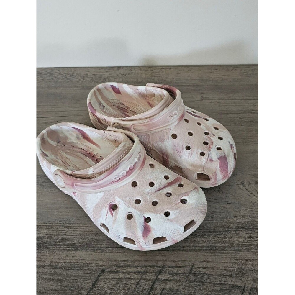 Crocs Kids Clog in Pink Marble J 1